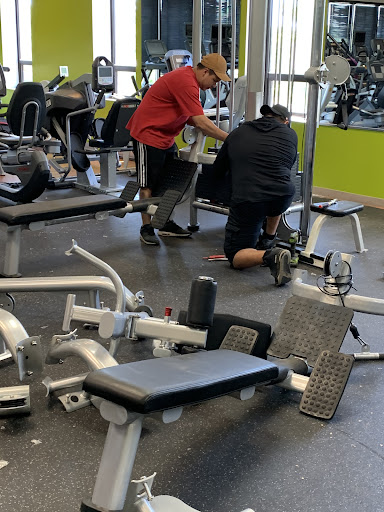 Gym «Olympus Gym», reviews and photos, 201 N Maple Ave #204, Purcellville, VA 20132, USA