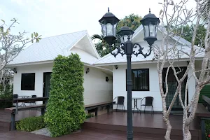 เรือนธารารีสอร์ท (Ruenthara Resort) image