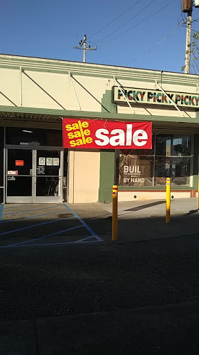 Work Clothes Store «Picky Picky Picky Stores», reviews and photos, 600 E St, Eureka, CA 95501, USA