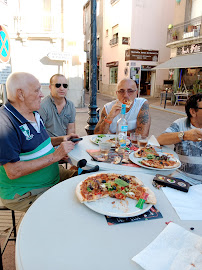 Plats et boissons du Pizzeria TOP PIZZA à Mèze - n°4