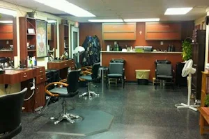 The Finishing Touch Salon & Spa image