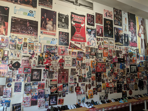 Clothing Store «Round Two», reviews and photos, 202 W Broad St, Richmond, VA 23220, USA