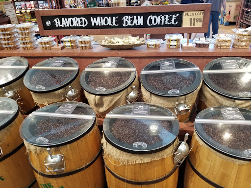 Grocery Store «The Fresh Market», reviews and photos, 11 Essington Dr, Hingham, MA 02043, USA