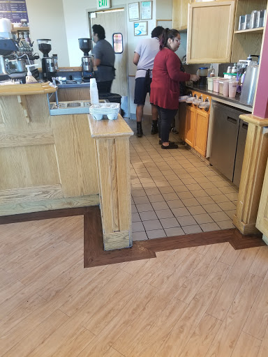 The Coffee Bean & Tea Leaf image