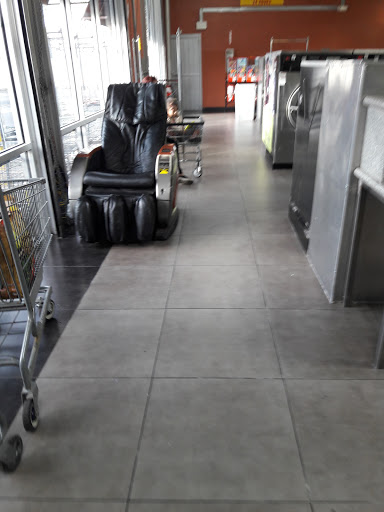 Don Roberto Laundromat image