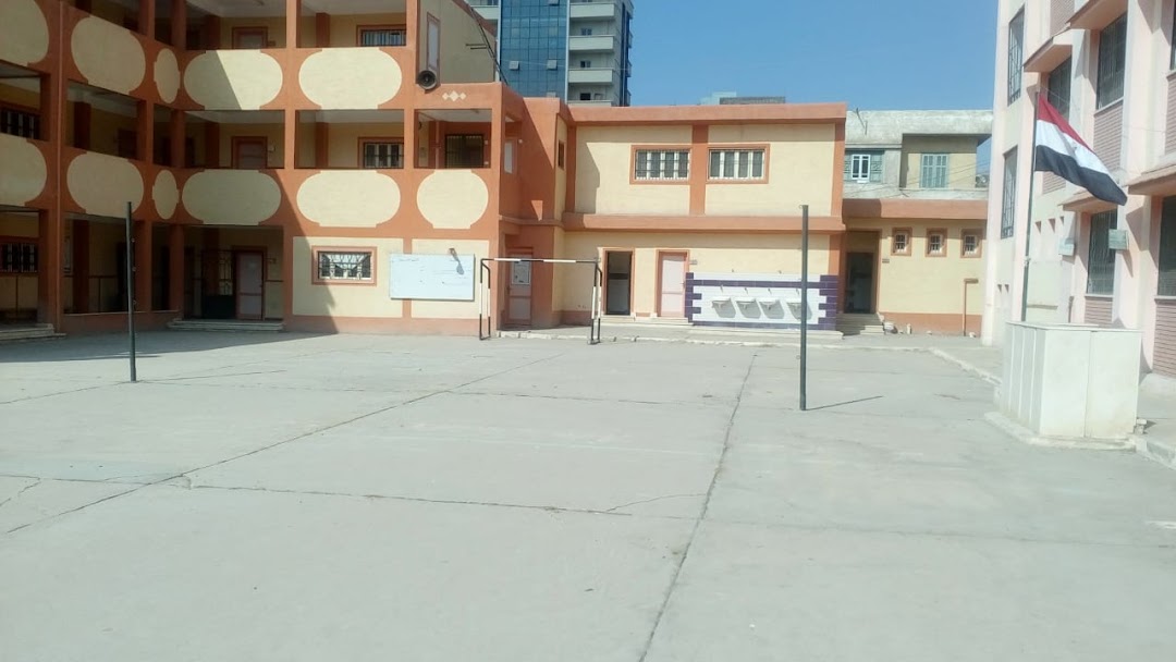 Faraskour secondary common business school