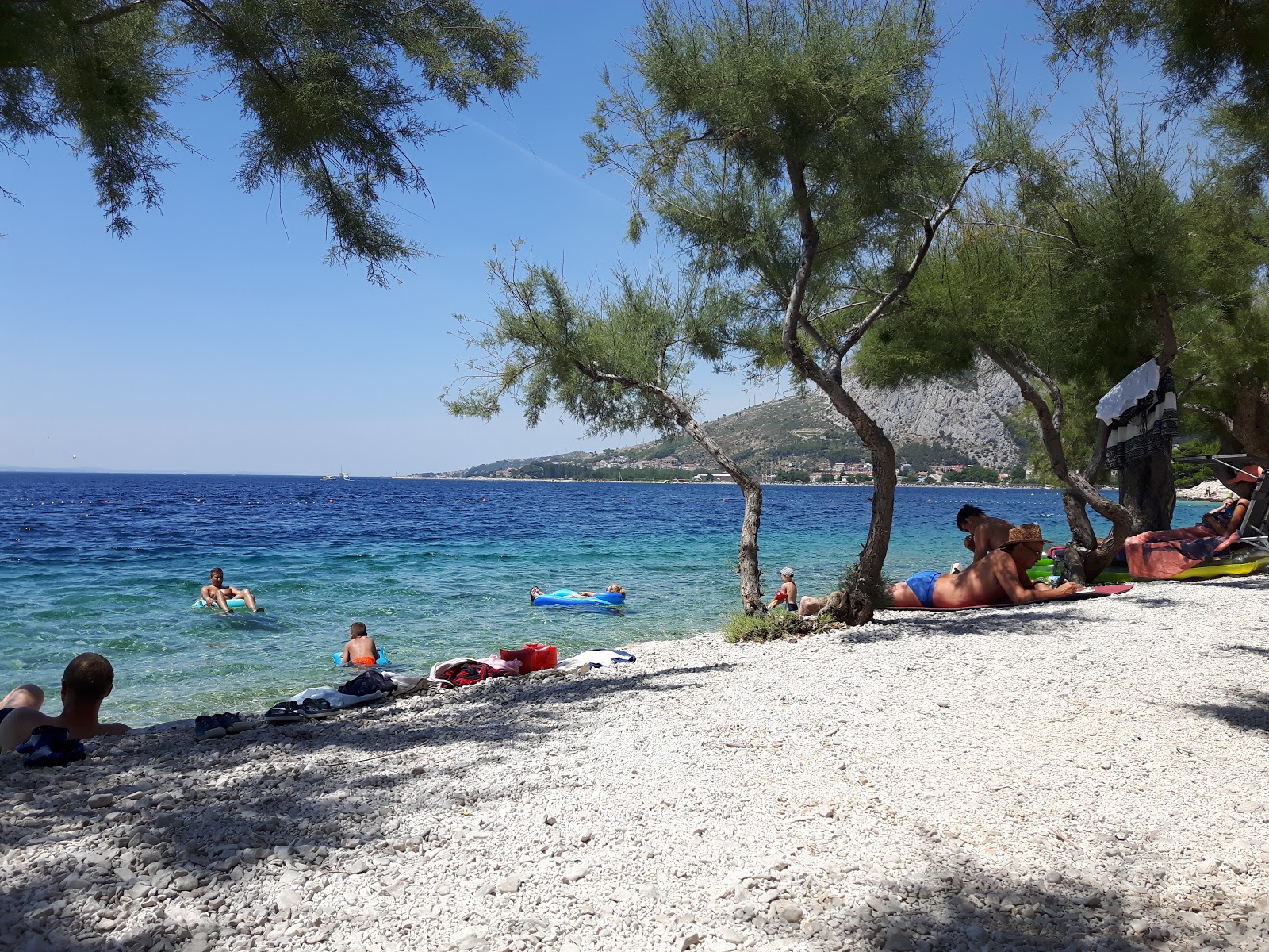 Photo de Brzet beach - endroit populaire parmi les connaisseurs de la détente