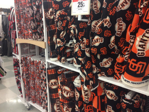 Fabric Store «Jo-Ann Fabrics and Crafts», reviews and photos, 8062 N Blackstone Ave, Fresno, CA 93720, USA