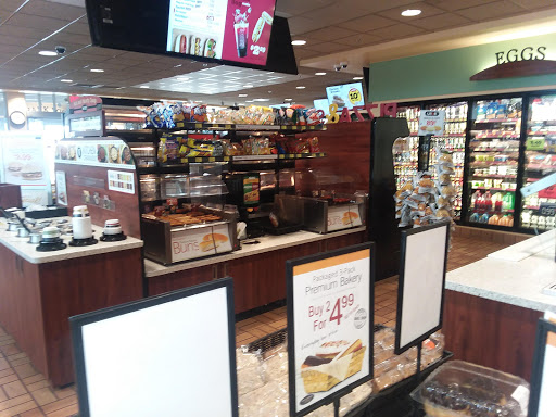 Convenience Store «Kwik Trip #152», reviews and photos, 3278 Hwy 61 N, Vadnais Heights, MN 55110, USA