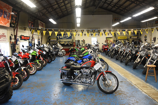 Motorcycle Dealer «Adams Cycles Inc», reviews and photos, 631 W Lincoln Hwy, Nevada, IA 50201, USA