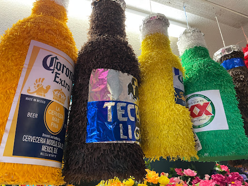 Florist «Davany Flowers & Pinatas», reviews and photos, 522 Cupples Rd, San Antonio, TX 78237, USA