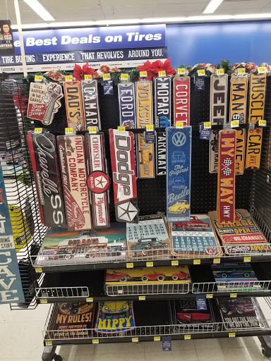 Auto Parts Store «Pep Boys Auto Parts & Service», reviews and photos, 4401 San Dario Ave, Laredo, TX 78041, USA