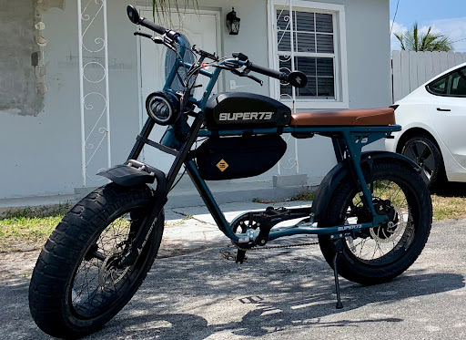 Bicycle Store «Bicycle Spot», reviews and photos, 5074 N Dixie Hwy, Oakland Park, FL 33334, USA