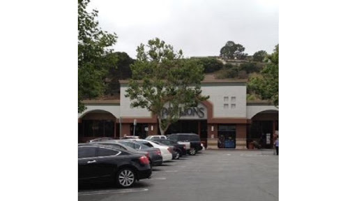 Pavilions, 7 Peninsula Center, Rolling Hills Estates, CA 90274, USA, 