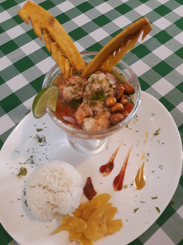 Opiniones de Las Cazuelas De Nahón en Guayaquil - Restaurante