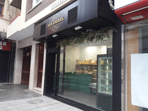 Pastelería Confiteria San Rafael