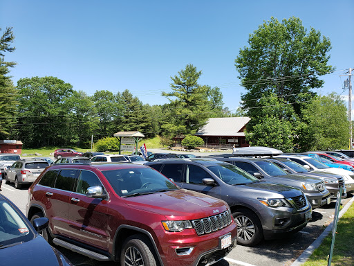 Gift Shop «Quechee Gorge Gifts & Sportswear», reviews and photos, 6053 Woodstock Rd, Quechee, VT 05059, USA