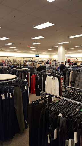 Department Store «Nordstrom Rack Shoppers World», reviews and photos, 1 Worcester Rd, Framingham, MA 01701, USA