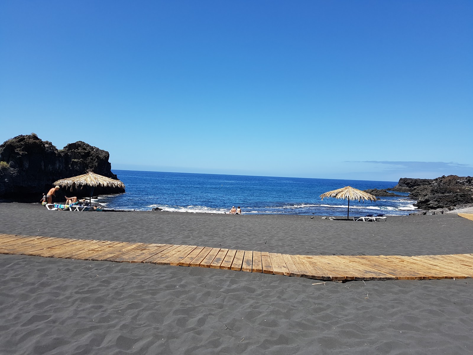 Foto av Playa de Charco Verde beläget i naturområde