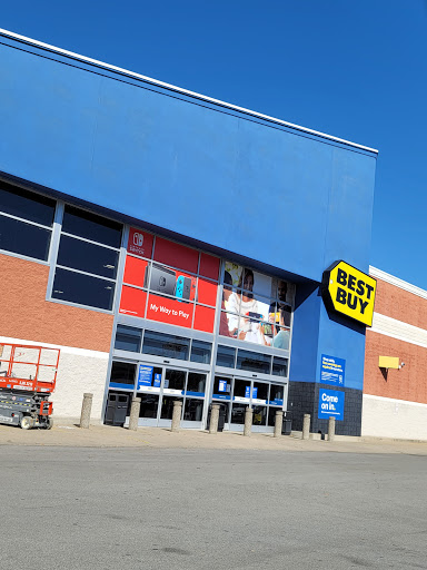 Electronics Store «Best Buy», reviews and photos, 5085 Shelbyville Rd, Louisville, KY 40207, USA