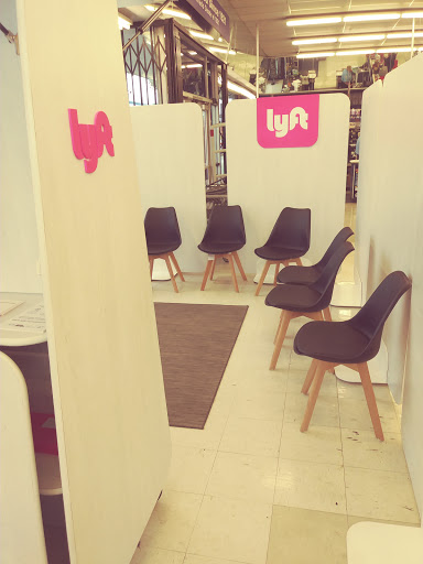 Auto Parts Store «Pep Boys Auto Parts & Service», reviews and photos, 200 E Spruce Ave, Inglewood, CA 90301, USA