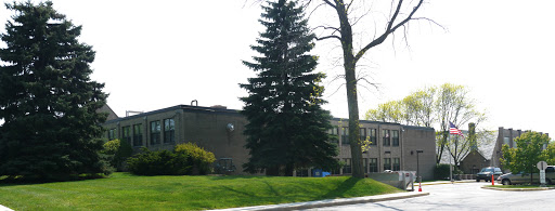 Community Center «The Harry& Rose Samson Family Jewish Community Center», reviews and photos, 6255 N Santa Monica Blvd, Milwaukee, WI 53217, USA