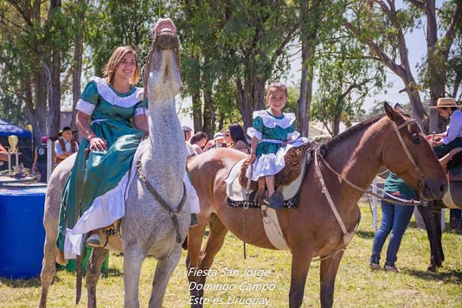 Opiniones de Fiesta San Jorge en Durazno - Aparcamiento