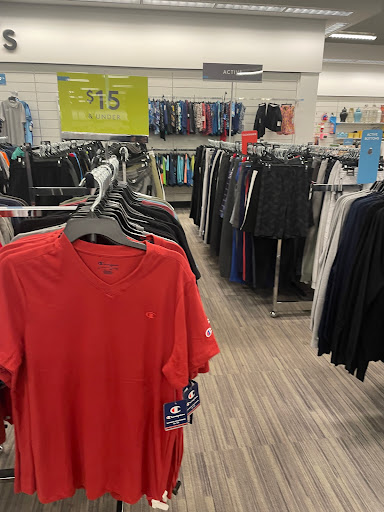 Department Store «Nordstrom Rack Shelbyville Road Plaza», reviews and photos, 4600 Shelbyville Rd, Louisville, KY 40207, USA