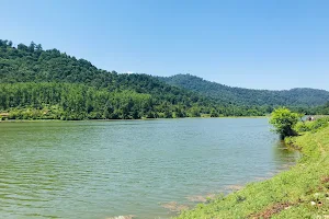 Seragah Lake Dam image