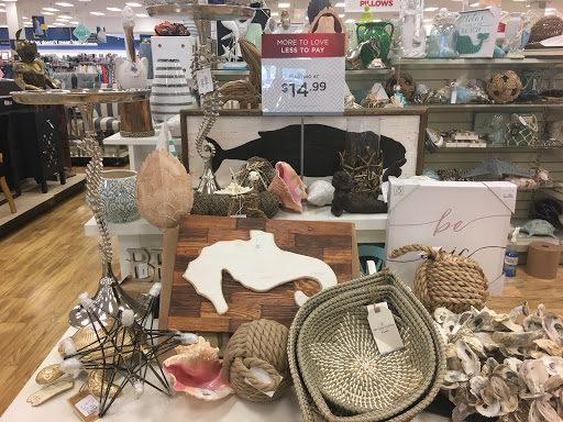 Department Store «Marshalls & HomeGoods», reviews and photos, 801 S University Dr #200, Plantation, FL 33324, USA