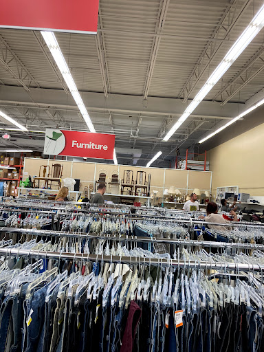 Thrift Store «Savers», reviews and photos, 7100 Brookpark Rd, Cleveland, OH 44129, USA