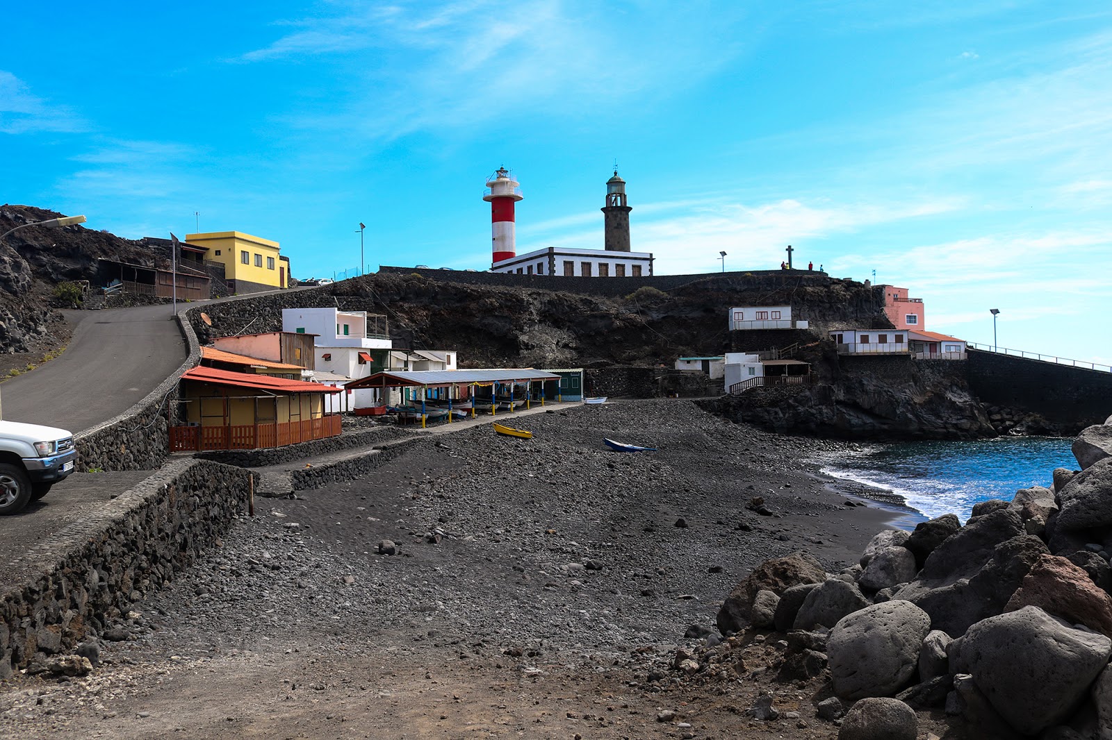 Foto av Faro de Fuencaliente med liten vik