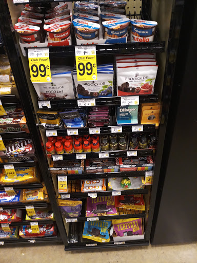 Grocery Store «Safeway», reviews and photos, 11120 South Lakes Dr, Reston, VA 20191, USA