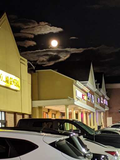 Shopping Mall «Cranbrook Shopping Center», reviews and photos, 566 Cranbrook Rd, Cockeysville, MD 21030, USA