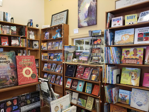 Book Store «Pages Books On the Green», reviews and photos, 920 McClelland Dr, Windsor, CA 95492, USA