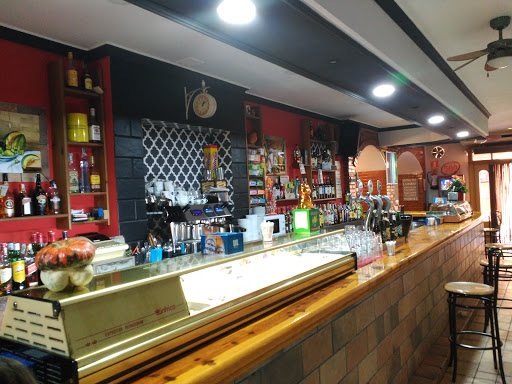 Información y opiniones sobre Bar la Cueva de Huete
