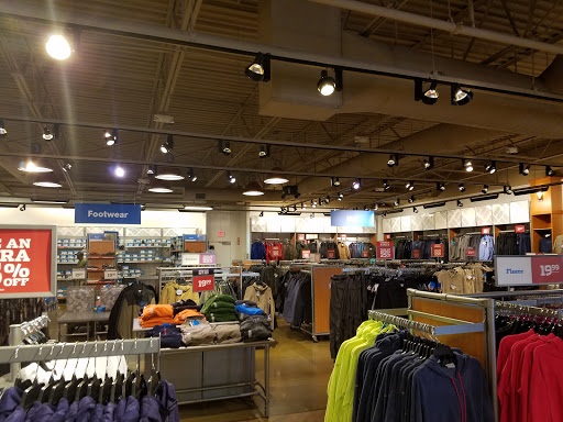 Clothing Store «Columbia Sportswear Outlet Store at Allen Premium Outlets», reviews and photos, 820 Stacy Rd #470, Allen, TX 75013, USA