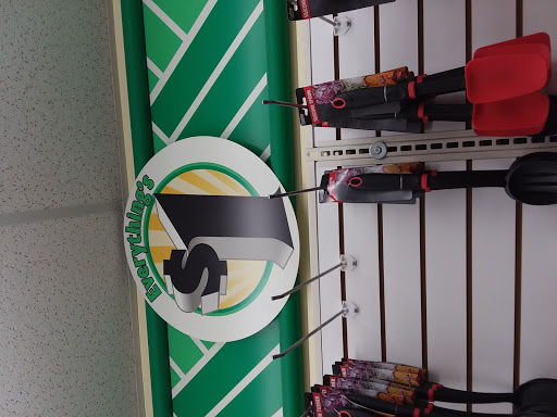 Dollar Store «Dollar Tree», reviews and photos, 200 Hempstead Turnpike, West Hempstead, NY 11552, USA