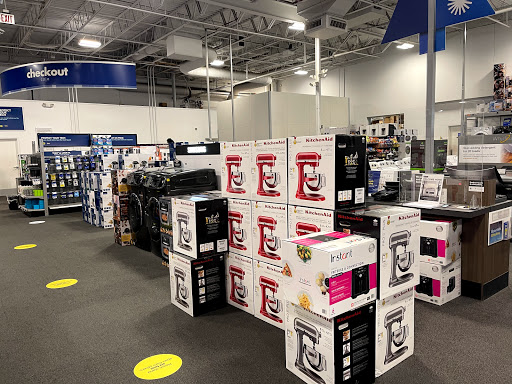 Electronics Store «Best Buy», reviews and photos, 1501 New Britain Ave, West Hartford, CT 06110, USA