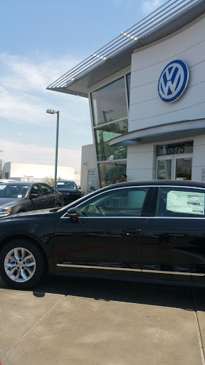 Volkswagen Dealer «AutoNation Volkswagen Las Vegas», reviews and photos, 6375 W Sahara Ave, Las Vegas, NV 89146, USA