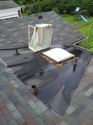 Roofing Contractor «Assurance Roofing - Roofing Contractor | Company Serving Louisville, KY», reviews and photos, 1600 Hialeah Ct, Goshen, KY 40026, USA