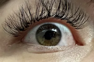 Amazing Lash Studio image