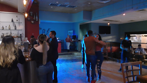 Hamburger Restaurant «Peppers At Uptown», reviews and photos, 4620 N 10th St, McAllen, TX 78504, USA