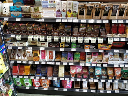 Shopping Mall «Midtown Shopping Center», reviews and photos, 74 Morris St, Morristown, NJ 07960, USA