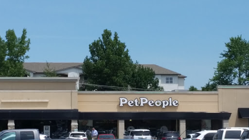 Pet Supply Store «PetPeople», reviews and photos, 1300 E 86th St, Indianapolis, IN 46240, USA