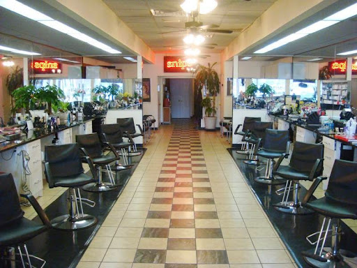 Beauty Salon «Snips For Beauty», reviews and photos, 6136 Rose Hill Dr, Alexandria, VA 22310, USA