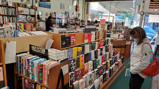 Book Store «Walden Pond Bookstore», reviews and photos, 3316 Grand Ave, Oakland, CA 94610, USA