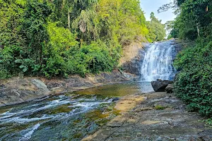 Makeli Ella Waterfall image