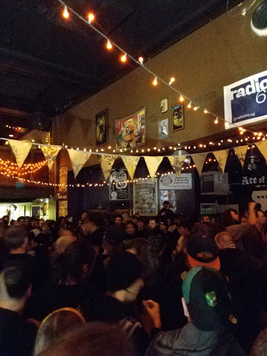 Bar «Ace of Cups», reviews and photos, 2619 N High St, Columbus, OH 43202, USA