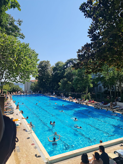Boğaziçi Üniversitesi Açık Hava Havuzu